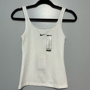 Nike Women's Classic White Camisole size XS NWT